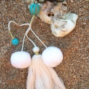 Gantungan kunci pompom rumbai
